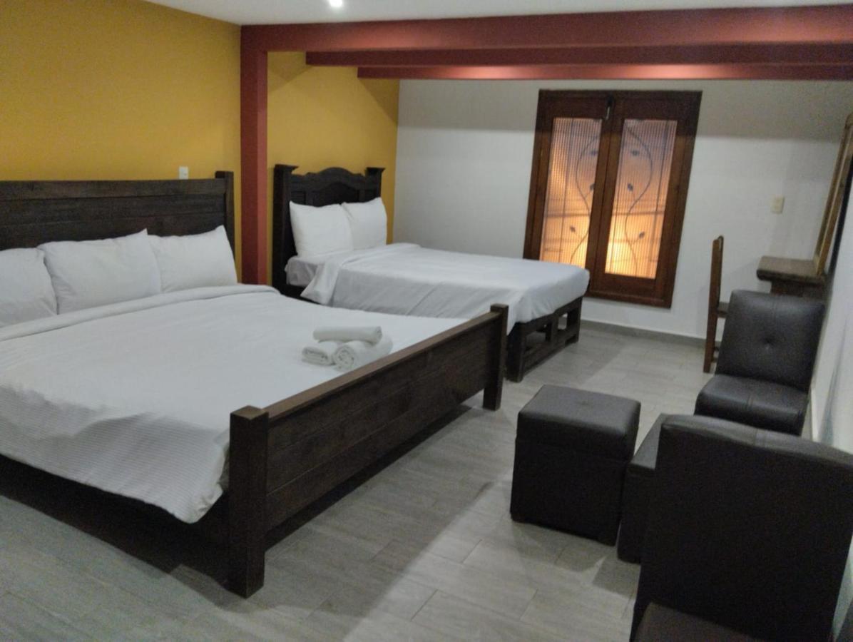 Hotel Lya San Cristóbal de Las Casas Zewnętrze zdjęcie